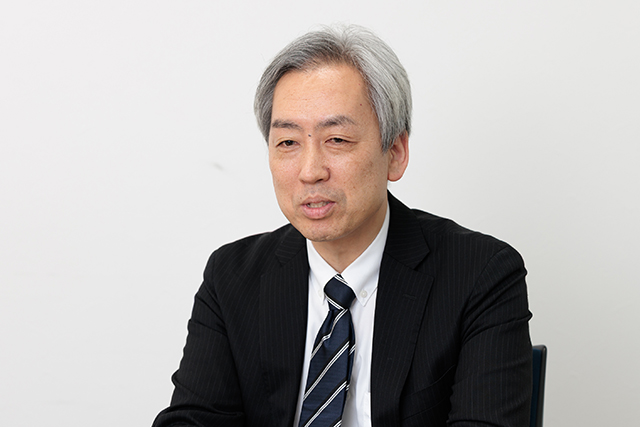 株式会社電通総研　友安 大輔 氏